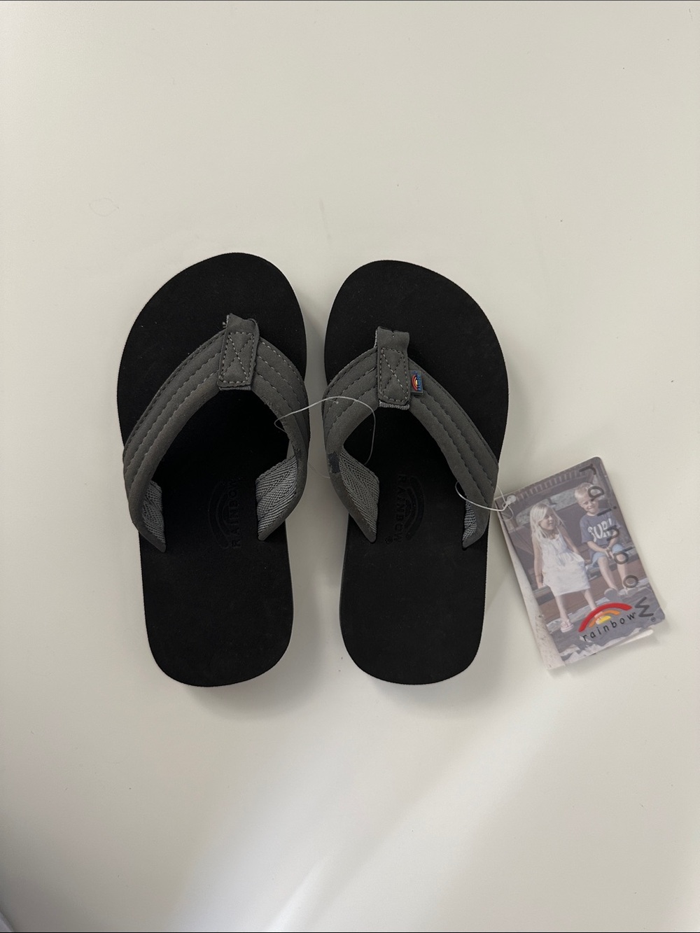 Rainbow 11/12 Kids “The Grombows NuBuck” Black Gray Strap Flip Flop Sandals